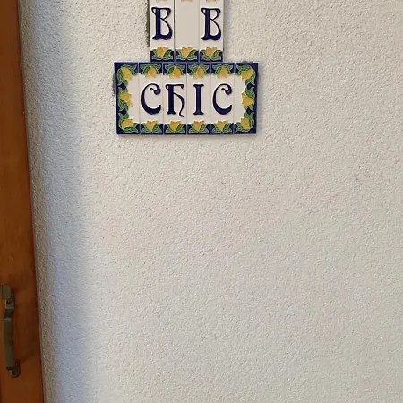 Chic
